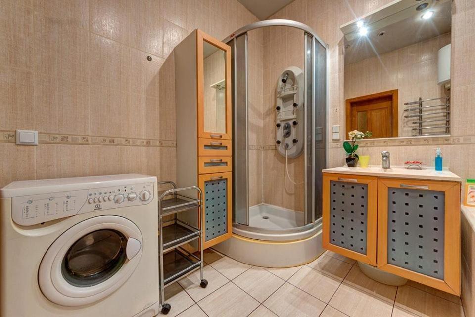 Apartments On Shota Rustaveli Kiev Exterior foto